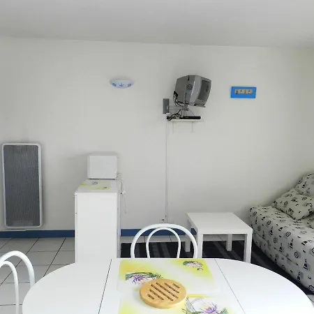 Avec Piscine A La Rochelle, Proche Port Des Minimes, Commerces Et Bus - Fr-1-551-30 La Rochelle (Charente-Maritime)
